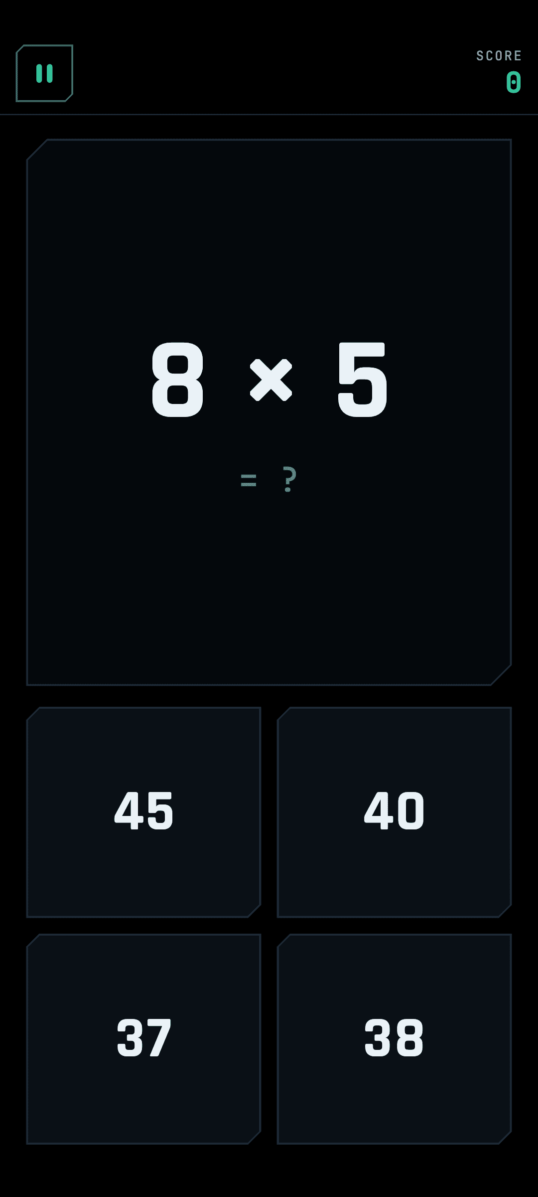 Quick Math: the problem 8 × 5 with four answer buttons, 45, 40, 37 and 38, under a pause button and the score.